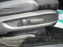 パワーシート搭載。微妙な調整が手軽にでき、最適なポジションで運転することが可能です。