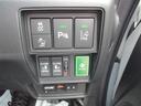 レーダークルーズコントロール(全車速追従機能付)付きです。車速に応じて追従支援してくれるので、ロングドライブも快適です。詳細は販売店スタッフまでおたずねください。
