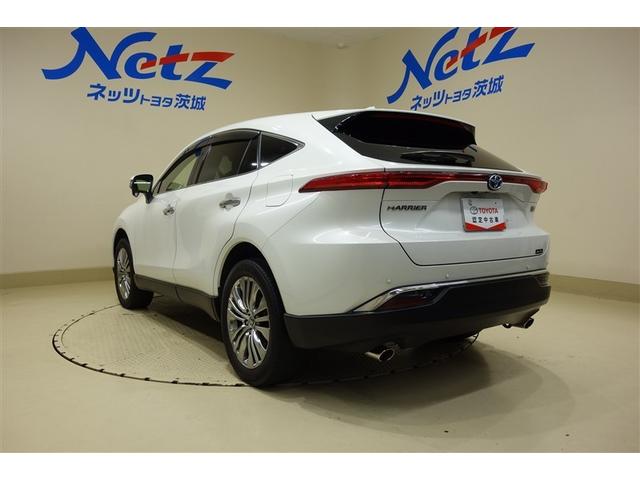 ハリアーハイブリッド Ｚ　地上デジタル　衝突被害軽減　サイドエアバッグ　ＬＥＤランプ　Ｂモニタ　クルコン　ナビＴＶ　１オーナー　アイドリングストップ　横滑り防止装置　スマートキー　盗難防止システム　ＡＢＳ　アルミ　ＥＴＣ付（9枚目）