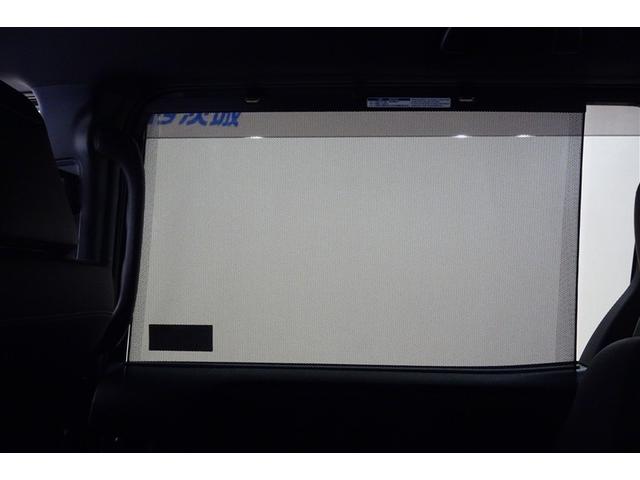 ヴォクシー ハイブリッドＺＳ　煌ＩＩＩ　１０型純正ナビ　フルセグＴＶ　ブルートゥース　ＤＶＤ再生　後席モニター　リヤカメラ　ＥＴＣ　スマートキー　シートヒーター　クルーズコントロール　ＬＥＤライト　両側電動ドア　セーフティセンス　アルミ（28枚目）