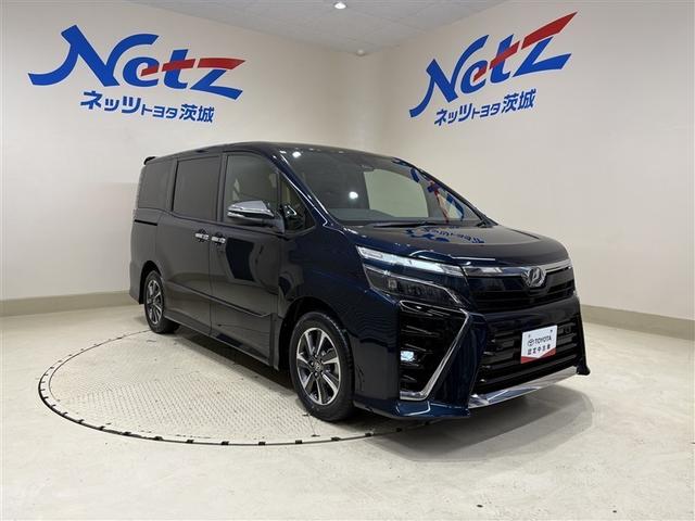 ヴォクシー ＺＳ　煌ＩＩ　９型純正ナビ　フルセグＴＶ　ブルートゥース　ＤＶＤ再生　後席モニター　リヤカメラ　ＥＴＣ　スマートキー　オートエアコン　クルーズコントロール　ＬＥＤライト　両側電動ドア　セーフティセンス　アルミ（6枚目）
