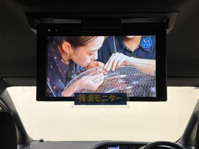 ヴォクシー ＺＳ　煌ＩＩ　９型純正ナビ　フルセグＴＶ　ブルートゥース　ＤＶＤ再生　後席モニター　リヤカメラ　ＥＴＣ　スマートキー　オートエアコン　クルーズコントロール　ＬＥＤライト　両側電動ドア　セーフティセンス　アルミ（17枚目）