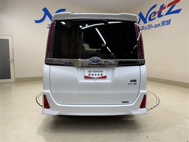 ノア ハイブリッドＳｉ　ダブルバイビーＩＩＩ　９型純正ナビ　フルセグＴＶ　ブルートゥース　ＤＶＤ再生　後席モニター　リヤカメラ　ＥＴＣ　スマートキー　シートヒーター　クルーズコントロール　ＬＥＤライト　両側電動ドア　セーフティセンス　アルミ（10枚目）