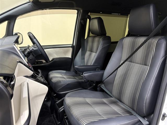 ノア ハイブリッドＳｉ　ダブルバイビーＩＩＩ　９型純正ナビ　フルセグＴＶ　ブルートゥース　ＤＶＤ再生　後席モニター　リヤカメラ　ＥＴＣ　スマートキー　シートヒーター　クルーズコントロール　ＬＥＤライト　両側電動ドア　セーフティセンス　アルミ（28枚目）