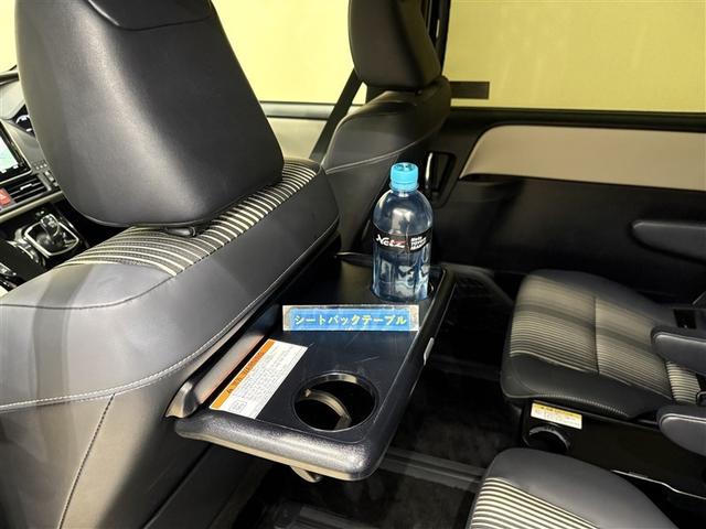 ノア ハイブリッドＳｉ　ダブルバイビーＩＩＩ　９型純正ナビ　フルセグＴＶ　ブルートゥース　ＤＶＤ再生　後席モニター　リヤカメラ　ＥＴＣ　スマートキー　シートヒーター　クルーズコントロール　ＬＥＤライト　両側電動ドア　セーフティセンス　アルミ（29枚目）