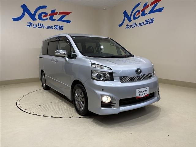 ヴォクシー ＺＳ　煌　両側パワースライドＤ　エアバック　セキュリティ　助手席エアバック　定期点検記録簿　インテリキー　寒冷地仕様　ダブルエアコン　エアコン　パワーステアリング　ナビＴＶ　パワーウィンドウ　ＨＤＤナビ　ＡＢＳ（6枚目）