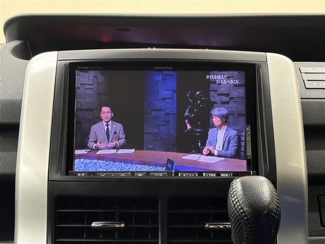 ヴォクシー ＺＳ　煌　両側パワースライドＤ　エアバック　セキュリティ　助手席エアバック　定期点検記録簿　インテリキー　寒冷地仕様　ダブルエアコン　エアコン　パワーステアリング　ナビＴＶ　パワーウィンドウ　ＨＤＤナビ　ＡＢＳ（15枚目）