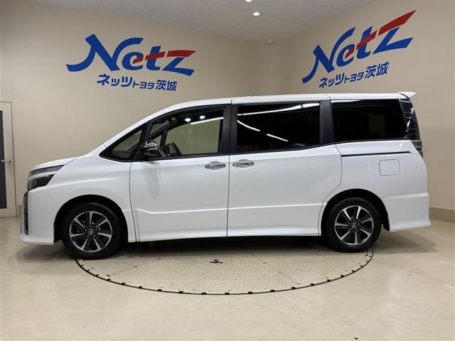 ヴォクシー ＺＳ　煌ＩＩ　スマートキー・プッシュスタート　バックガイドモニター　セキュリティアラーム　両側パワスラドア　１オーナー　ＥＴＣ車載器　地デジテレビ　記録簿付き　ＶＳＣ　ＬＥＤライト　助手席エアバック　ＡＣ　パワステ（11枚目）