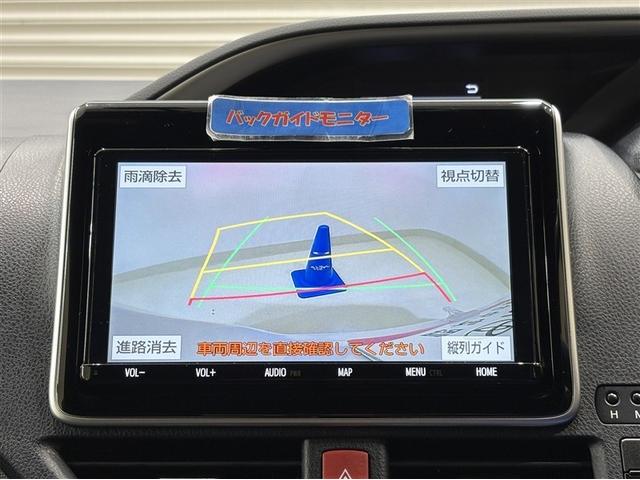 ヴォクシー ＺＳ　煌ＩＩ　スマートキー・プッシュスタート　バックガイドモニター　セキュリティアラーム　両側パワスラドア　１オーナー　ＥＴＣ車載器　地デジテレビ　記録簿付き　ＶＳＣ　ＬＥＤライト　助手席エアバック　ＡＣ　パワステ（17枚目）