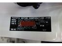 コーションプレートです。フレームナンバーやカラーコードなどが記載されています。