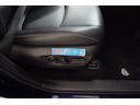 パワーシートです。座席の位置、角度を電動で調整できるので、運転しやすいお好みのシートポジションを簡単に作り出せます。