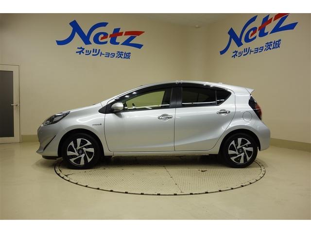 アクア Sスタイルブラック 純正ナビ ワンセグTV ブルートゥース 全周囲カメラ ETC スマートキー&プッシュスタート オートエアコン LEDライト パーキングサポートブレーキ セーフティセンス ロングラン保証(10枚目)