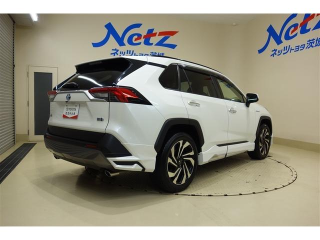 ＲＡＶ４ ハイブリッドＧ　フルエアロ　９型純正ナビ　フルセグＴＶ　ブルートゥース　ＤＶＤ再生　リヤカメラ　ＥＴＣ　ドライブレコーダー　シートヒーター　クルーズコントロール　ＬＥＤライト　電動バックドア　セーフティセンス　アルミ（7枚目）