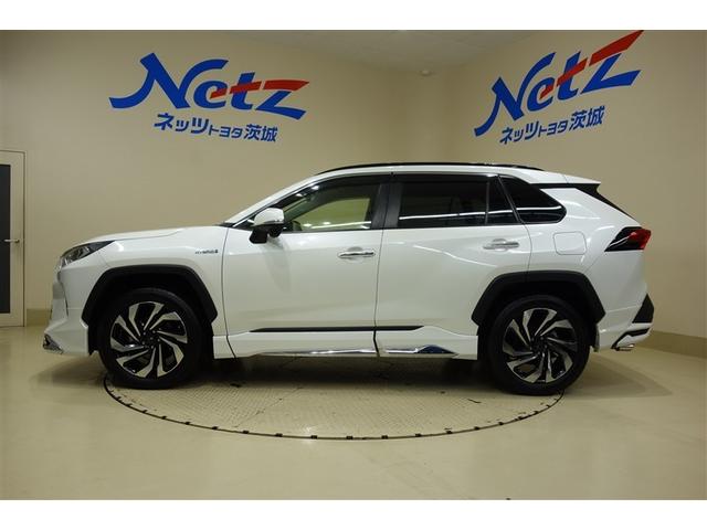 ＲＡＶ４ ハイブリッドＧ　フルエアロ　９型純正ナビ　フルセグＴＶ　ブルートゥース　ＤＶＤ再生　リヤカメラ　ＥＴＣ　ドライブレコーダー　シートヒーター　クルーズコントロール　ＬＥＤライト　電動バックドア　セーフティセンス　アルミ（10枚目）