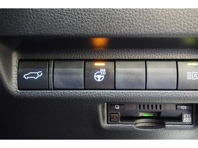 ＲＡＶ４ ハイブリッドＧ　フルエアロ　９型純正ナビ　フルセグＴＶ　ブルートゥース　ＤＶＤ再生　リヤカメラ　ＥＴＣ　ドライブレコーダー　シートヒーター　クルーズコントロール　ＬＥＤライト　電動バックドア　セーフティセンス　アルミ（22枚目）