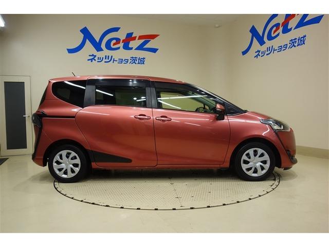 シエンタ Ｇ　純正ナビ　フルセグＴＶ　ブルートゥース　ＤＶＤ再生　リヤカメラ　ＥＴＣ　スマートキー＆プッシュスタート　オートエアコン　シートヒーター　アイドリングストップ　ＬＥＤライト　両側電動ドア　ロングラン保証（6枚目）