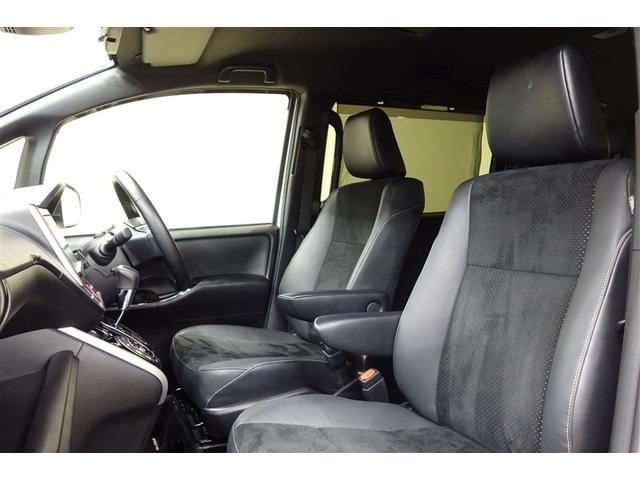 ヴォクシー ＺＳ　煌ＩＩＩ　９型純正ナビ　フルセグＴＶ　ブルートゥース　ＤＶＤ再生　後席モニター　リヤカメラ　ＥＴＣ　スマートキー　オートエアコン　クルーズコントロール　ＬＥＤライト　両側電動ドア　セーフティセンス　アルミ（26枚目）