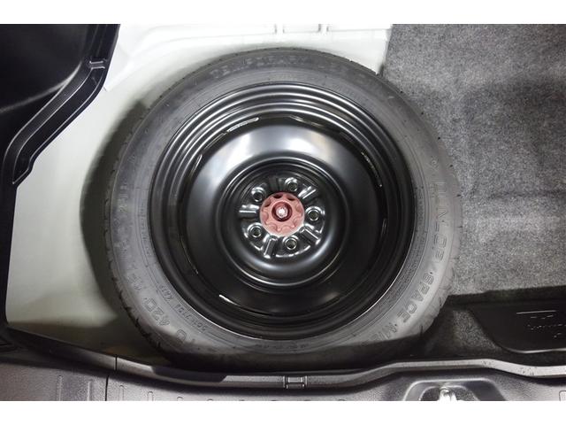 ヴォクシー ＺＳ　煌ＩＩＩ　９型純正ナビ　フルセグＴＶ　ブルートゥース　ＤＶＤ再生　後席モニター　リヤカメラ　ＥＴＣ　スマートキー　オートエアコン　クルーズコントロール　ＬＥＤライト　両側電動ドア　セーフティセンス　アルミ（32枚目）