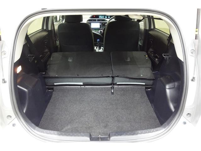 アクア Ｓ　純正ナビ　フルセグＴＶ　ブルートゥース　リヤカメラ　ＥＴＣ　スマートキー＆プッシュスタート　オートエアコン　デュアルエアバッグ　パワーステアリング　パワーウィンドウ　パンク修理キット　ロングラン保証（25枚目）