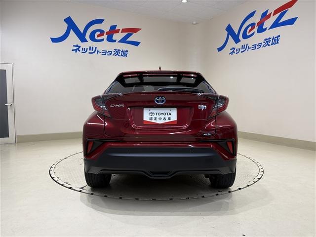 Ｃ－ＨＲ Ｇ　ハーフ革　ＴＳＳ　アイドルストップ　ＤＶＤ再生可　定期点検記録簿　ＬＥＤヘッド　バックモニタ　イモビライザー　ナビ＆ＴＶ　ＥＴＣ付　キーフリーシステム　スマキー　横滑り防止機能　クルーズＣ　エアバッグ（9枚目）