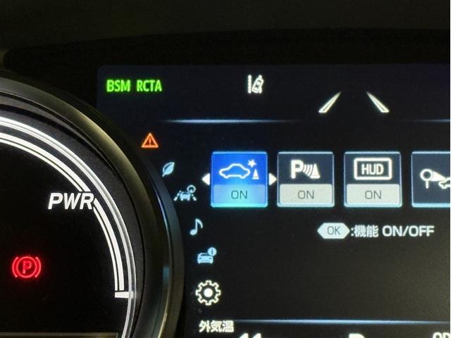 カムリ Ｇレザーパッケージ　衝突被害軽減　定期点検記録簿　ＬＥＤランプ　ナビＴＶ　横滑り防止　本革シート　電動シート　地デジＴＶ　イモビライザー　エアバッグ　キーフリー　メモリ－ナビ　オートクルーズ　ＡＢＳ　オートエアコン（23枚目）