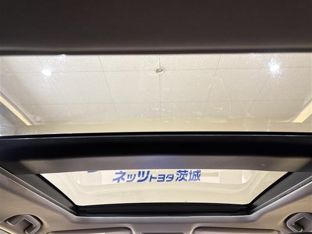 カムリ Ｇレザーパッケージ　衝突被害軽減　定期点検記録簿　ＬＥＤランプ　ナビＴＶ　横滑り防止　本革シート　電動シート　地デジＴＶ　イモビライザー　エアバッグ　キーフリー　メモリ－ナビ　オートクルーズ　ＡＢＳ　オートエアコン（30枚目）