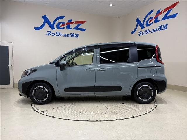 シエンタ ハイブリッドＺ　ＴＳＳ　ワンオーナ　エアバック　キーレスエントリー　イモビライザー　ＴＶ　整備記録簿　バックモニター　ＬＥＤヘッドライト　ＥＴＣ車載器　横滑り防止　スマートキー　オートエアコン　サイドエアバッグ（11枚目）