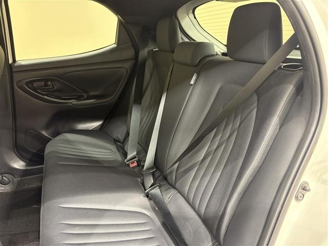 ヤリス Ｘ　ＰＣＳ　スマートキーシステム　横滑り防止装置付き　記録簿有　ワイヤレスキー　盗難防止　サイドエアバック　エアコン　Ｗエアバッグ　パワーウインドウ　パワステ　運転席エアバッグ　１オーナー　ＡＢＳ（25枚目）