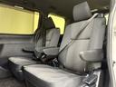 クリーニングしてあり清潔で広々とした座席です！是非、現車を見て体感してみてください。