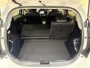 後席は6:4分割可倒式リヤシート。長めの荷物を載せるときにいいですね。