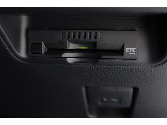 アクア Ｘ　４ＷＤ　メモリーナビ　ミュージックプレイヤー接続可　衝突被害軽減システム　ＥＴＣ　ＬＥＤヘッドランプ　記録簿（15枚目）