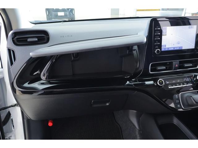 アクア Ｘ　４ＷＤ　メモリーナビ　ミュージックプレイヤー接続可　衝突被害軽減システム　ＥＴＣ　ＬＥＤヘッドランプ　記録簿（18枚目）