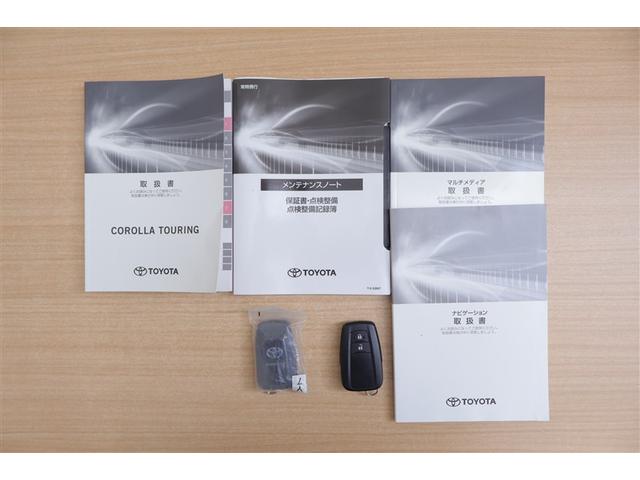 カローラツーリング ハイブリッド　Ｇ－Ｘ　プラス　メモリーナビ　ミュージックプレイヤー接続可　バックカメラ　衝突被害軽減システム　ＥＴＣ　ドラレコ　ＬＥＤヘッドランプ　記録簿（12枚目）