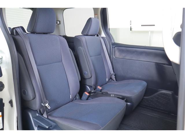 ノア ハイブリッドＸ　ワンセグ　メモリーナビ　ミュージックプレイヤー接続可　バックカメラ　衝突被害軽減システム　ＥＴＣ　電動スライドドア　ＬＥＤヘッドランプ　乗車定員７人　３列シート　記録簿（9枚目）