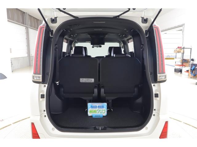 ノア Si ダブルバイビー フルセグ メモリーナビ DVD再生 ミュージックプレイヤー接続可 後席モニター バックカメラ 衝突被害軽減システム ETC ドラレコ 両側電動スライド LEDヘッドランプ 乗車定員7人 3列シート(10枚目)