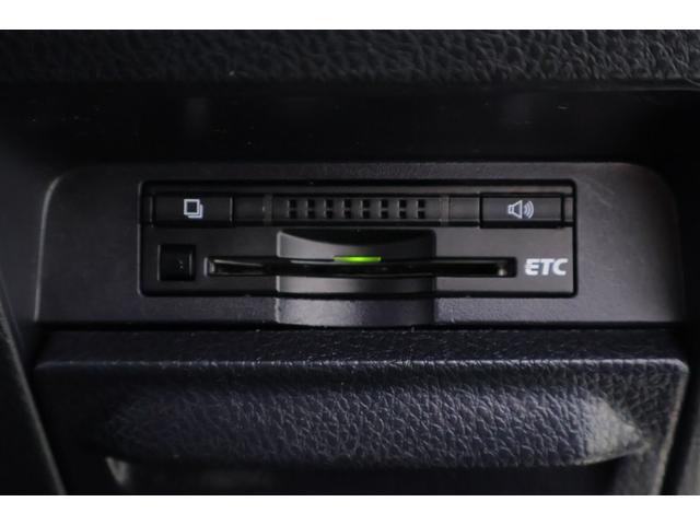 ノア Ｓｉ　フルセグ　メモリーナビ　ＤＶＤ再生　ミュージックプレイヤー接続可　後席モニター　バックカメラ　ＥＴＣ　ドラレコ　電動スライドドア　ＬＥＤヘッドランプ　乗車定員７人　３列シート　記録簿（16枚目）