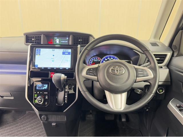 ルーミー カスタムＧ－Ｔ　衝突被害軽減ブレーキ　ペダル踏み間違い急発進抑制装置　ナビ　フルセグ　Ｂｌｕｅｔｏｏｔｈ　ＥＴＣ　ＬＥＤ　バックモニター　オートエアコン　両側電動スライドドア　クルーズコントロール　スマートキー（6枚目）