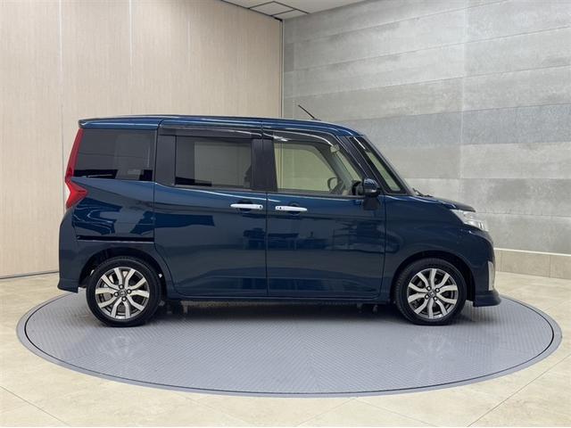 ルーミー カスタムＧ－Ｔ　衝突被害軽減ブレーキ　ペダル踏み間違い急発進抑制装置　ナビ　フルセグ　Ｂｌｕｅｔｏｏｔｈ　ＥＴＣ　ＬＥＤ　バックモニター　オートエアコン　両側電動スライドドア　クルーズコントロール　スマートキー（15枚目）