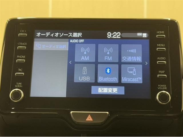 ヤリスクロス ハイブリッドＺ　４ＷＤ　衝突被害軽減ブレーキ　ペダル踏み間違い急発進抑制装置　電源コンセント　ディスプレイオーディオ　Ｂｌｕｅｔｏｏｔｈ　ＬＥＤ　全周囲カメラ　シートヒーター　クルーズコントロール　純正アルミ（7枚目）