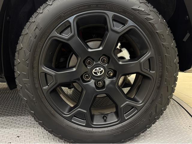 RAV4 ハイブリッドアドベンチャー オフロードパッケージII 4WD 衝突被害軽減ブレーキ ペダル踏み間違い急発進抑制装置 ナビ フルセグ Bluetooth ETC LED 電源コンセント シートヒーター・ベンチレーション 全周囲カメラ クルーズコントロール(16枚目)