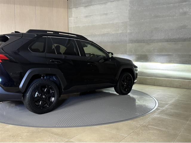 RAV4 ハイブリッドアドベンチャー オフロードパッケージII 4WD 衝突被害軽減ブレーキ ペダル踏み間違い急発進抑制装置 ナビ フルセグ Bluetooth ETC LED 電源コンセント シートヒーター・ベンチレーション 全周囲カメラ クルーズコントロール(17枚目)