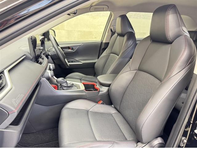 RAV4 ハイブリッドアドベンチャー オフロードパッケージII 4WD 衝突被害軽減ブレーキ ペダル踏み間違い急発進抑制装置 ナビ フルセグ Bluetooth ETC LED 電源コンセント シートヒーター・ベンチレーション 全周囲カメラ クルーズコントロール(22枚目)