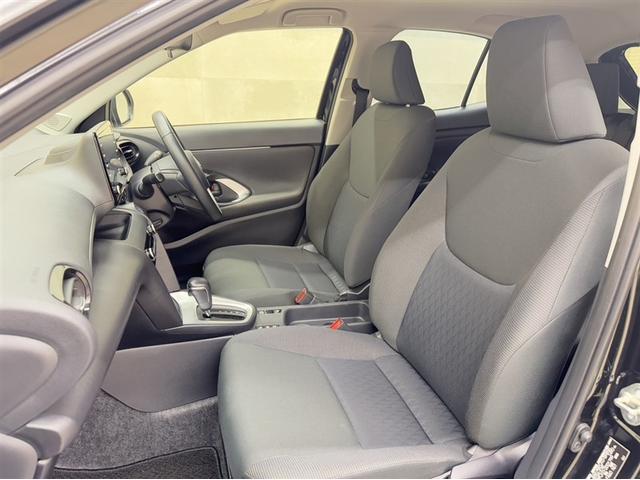 ヤリスクロス ハイブリッドG 全周囲モニター AC100V/1500W電源コンセント ハンズフリーバックドア ディスプレイオーディオ Bluetooth スマートキー イモビライザー クルーズコントロール 記録簿 サイドエアバック(19枚目)