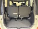 広さと使い勝手が気になるラゲージスペースはこちら。十分な広さですね!
