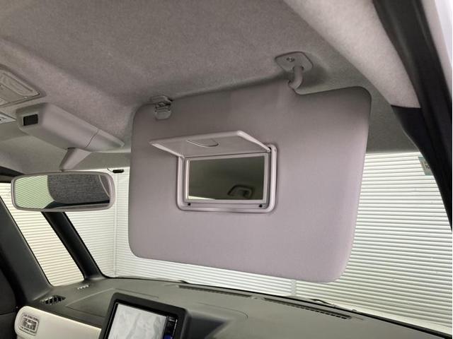 ムーヴキャンバス ストライプスＧ　届出済未使用車　新品純正ナビ　フルセグＴＶ　ＤＶＤ再生　Ｂｌｕｅｔｏｏｔｈ　バックモニター　両側電動スライドドア　スマートキー　イモビライザー　シートヒーター　ベンチシート　オートエアコン　サポカーＳ（19枚目）