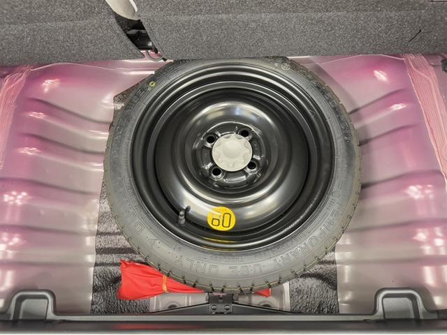 パッソ Ｘ　ＬパッケージＳ　衝突被害軽減ブレーキ　ペダル踏み間違い急発進抑制装置　ナビ　ワンセグ　Ｂｌｕｅｔｏｏｔｈ　バックモニター　ベンチシート　スマートキー　アイドリングストップ　車線逸脱警報　オートエアコン　ＣＤ再生（15枚目）