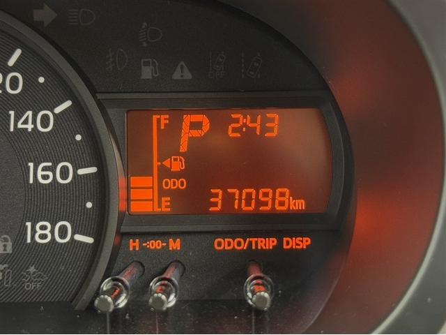 パッソ Ｘ　ＬパッケージＳ　衝突被害軽減ブレーキ　ペダル踏み間違い急発進抑制装置　ナビ　ワンセグ　Ｂｌｕｅｔｏｏｔｈ　バックモニター　ベンチシート　スマートキー　アイドリングストップ　車線逸脱警報　オートエアコン　ＣＤ再生（18枚目）