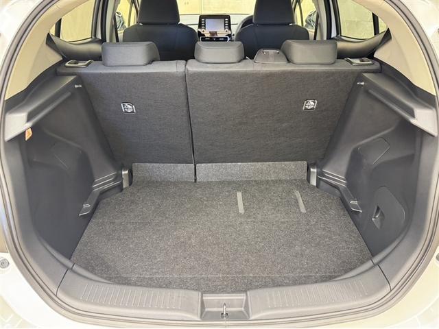 アクア G 衝突被害軽減ブレーキ ペダル踏み間違い急発進抑制装置 ドライブレコーダー 電源コンセント ナビ フルセグ Bluetooth ETC LED ブラインドスポットモニター 全周囲カメラ オートエアコン(32枚目)