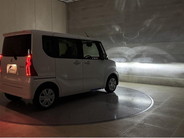 タント Ｘ　届出済未使用車　衝突被害軽減ブレーキ　ペダル踏み間違い急発進抑制装置　新品純正メモリーナビ　Ｂｌｕｅｔｏｏｔｈ　シートヒーター　片側電動スライドドア　ＬＥＤ　ベンチシート　バックモニター　スマートキー（10枚目）