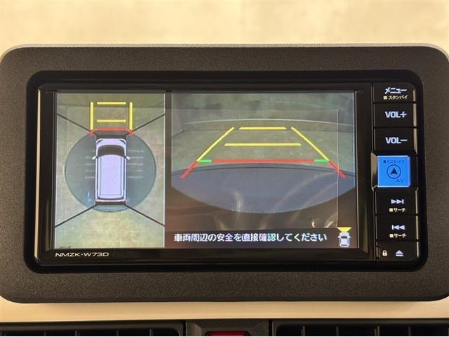 ムーヴキャンバス ストライプスＧ　届出済未使用車　衝突被害軽減ブレーキ　ペダル踏み間違い急発進抑制装置　新品純正メモリーナビ　フルセグ　Ｂｌｕｅｔｏｏｔｈ　シートヒーター　全周囲カメラ　両側電動スライドドア　オートエアコン　ＬＥＤ（6枚目）